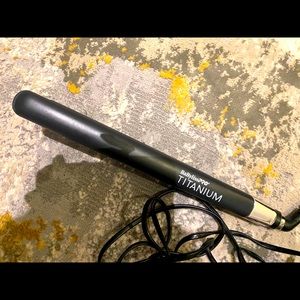 Babyliss Pro Flat iron